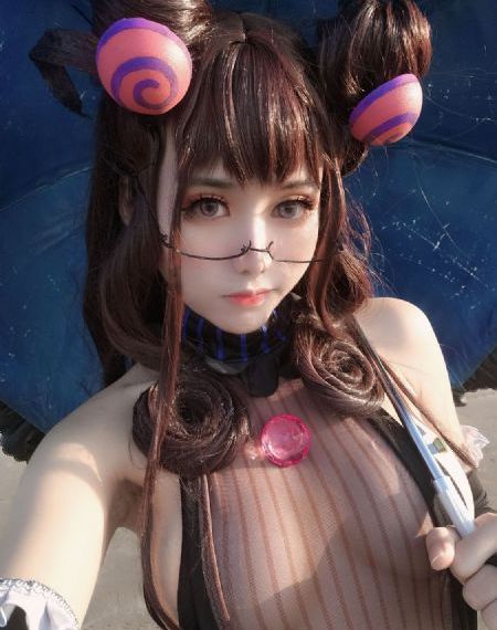 年轻女教师2在线观看_4K免费在线播放