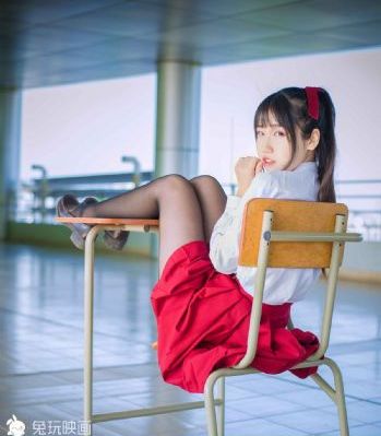 温柔善良的女秘书_国产剧免费观看