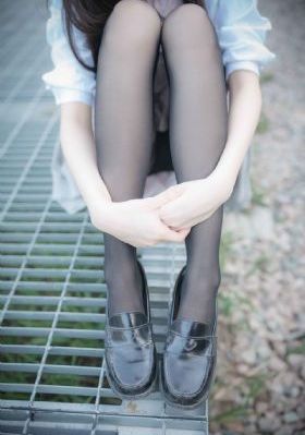 鬓边有朵栀子肥by大姑娘_BD英语迅雷电影在线