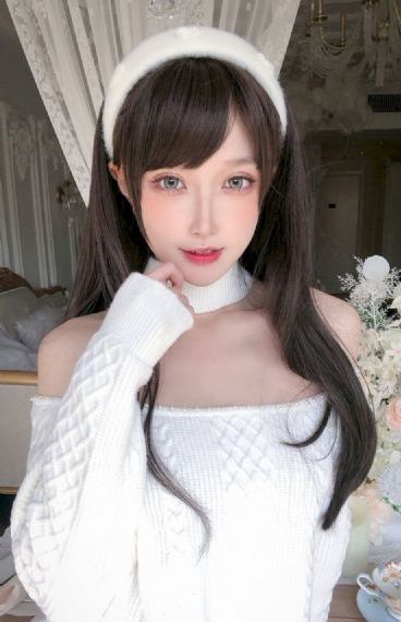 年轻的女教师_720完整视频观看