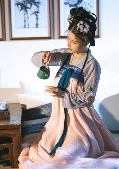 丰满少妇被猛烈进入高清播放_BD英语在线播放观看