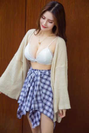漂亮的女保姆电影_BD电影完整版在线观看